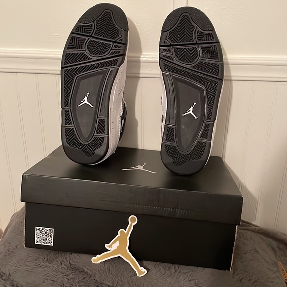 Air Jordan 4 DIY - Picture 8 of 12